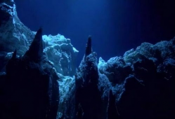 马里亚纳海沟视频,深海奇观揭秘之旅